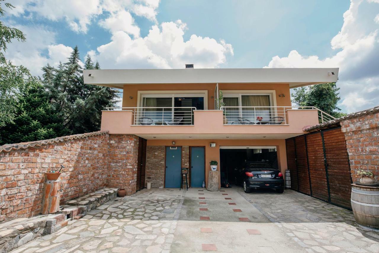קומוטיני Loft Apartments מראה חיצוני תמונה